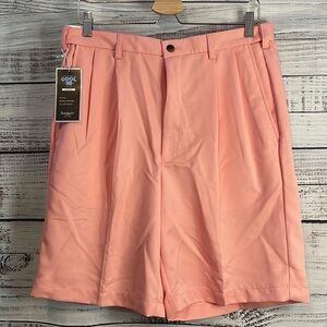 HAGGAR Men’s Performance Wear Cool 18 Pleated Golf Shorts